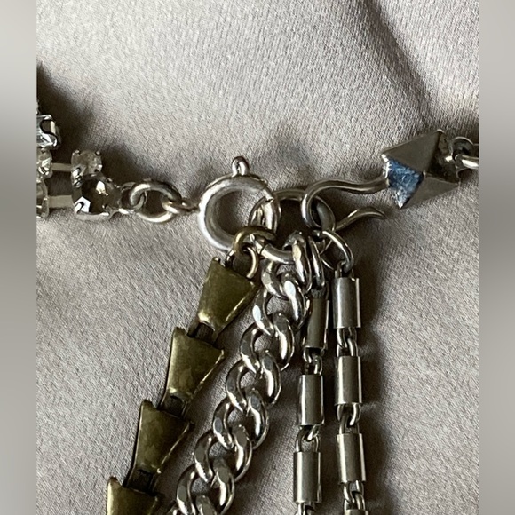 Retired Stella & Dot Sutton Mixed metal Multi way necklace - Picture 9 of 12